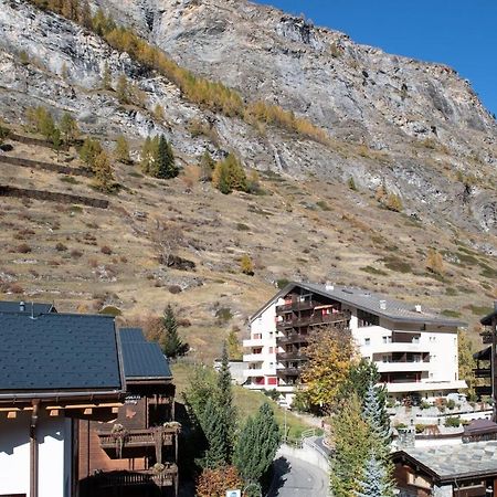 Appartement Au Centre De Zermatt Esterno foto