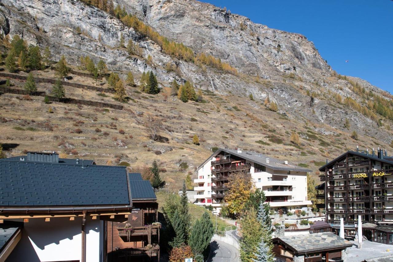 Appartement Au Centre De Zermatt Esterno foto