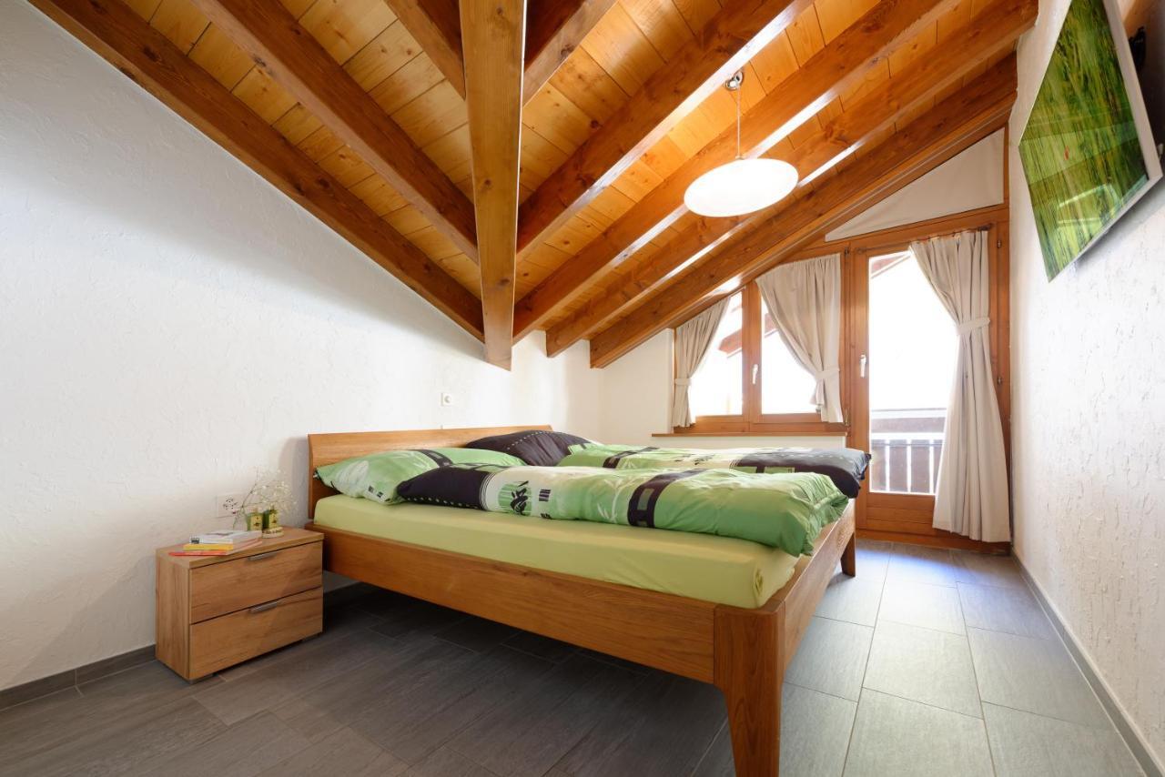 Appartement Au Centre De Zermatt Esterno foto