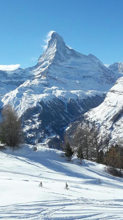 Appartement Au Centre De Zermatt Esterno foto