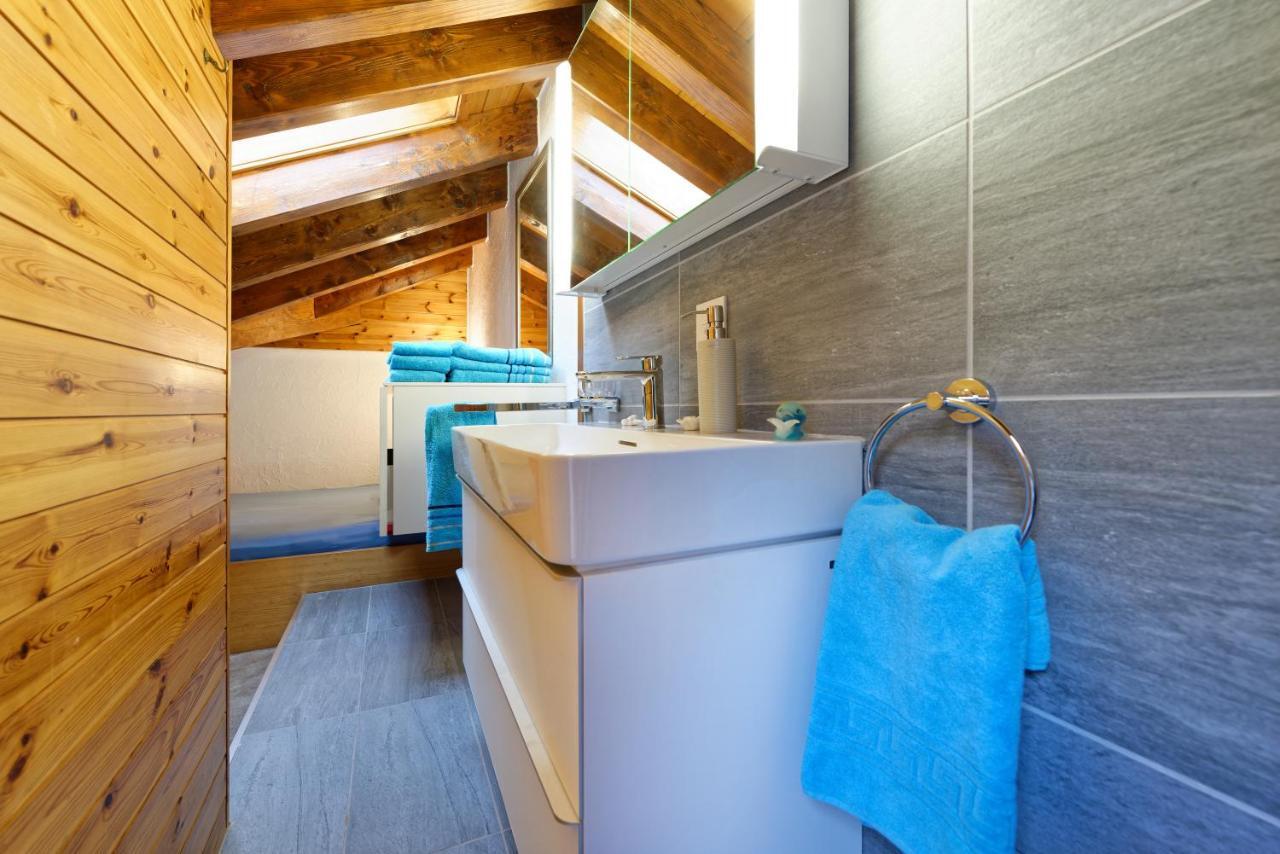 Appartement Au Centre De Zermatt Esterno foto